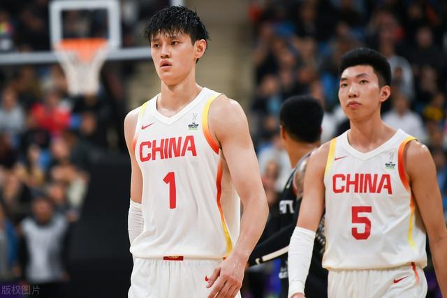 年轻球员崭露头角,为球队增添活力的简单介绍 年轻球员崭露头角,为球队增添活力的简单介绍