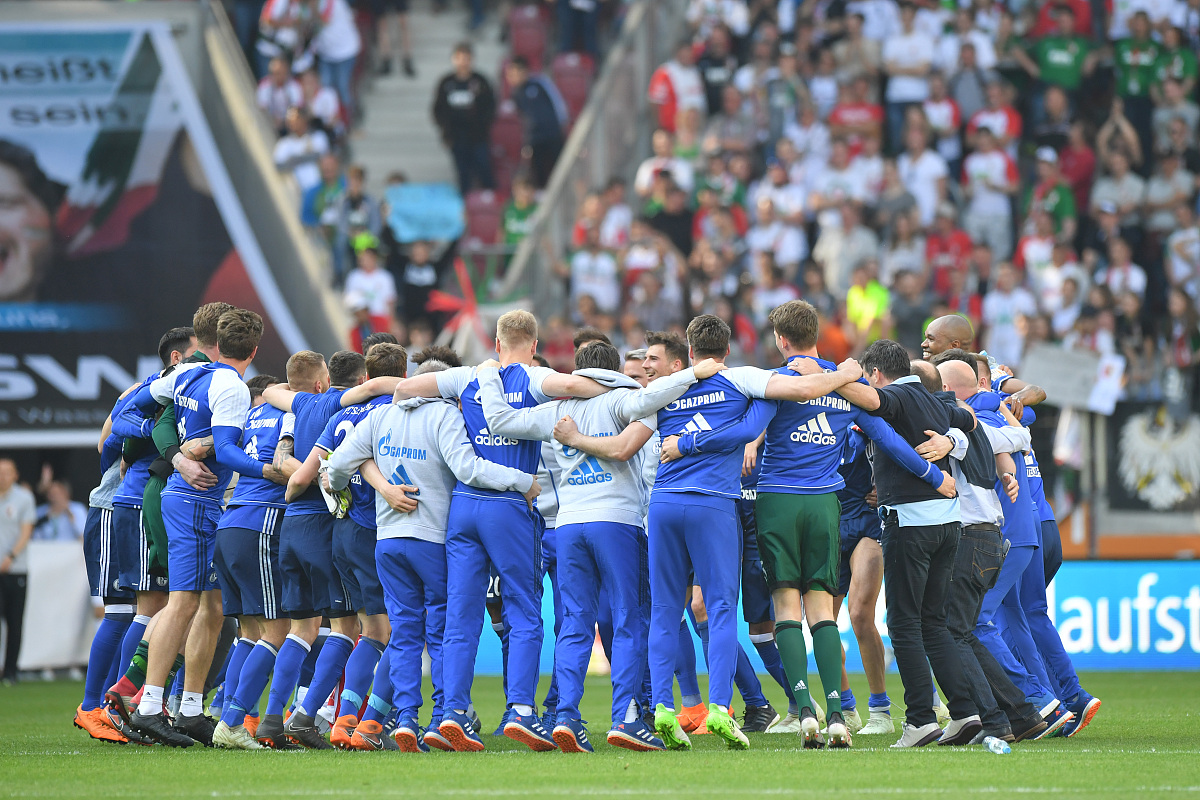 包含双方比拼胜负未定：实力对比谁能笑到最后的词条