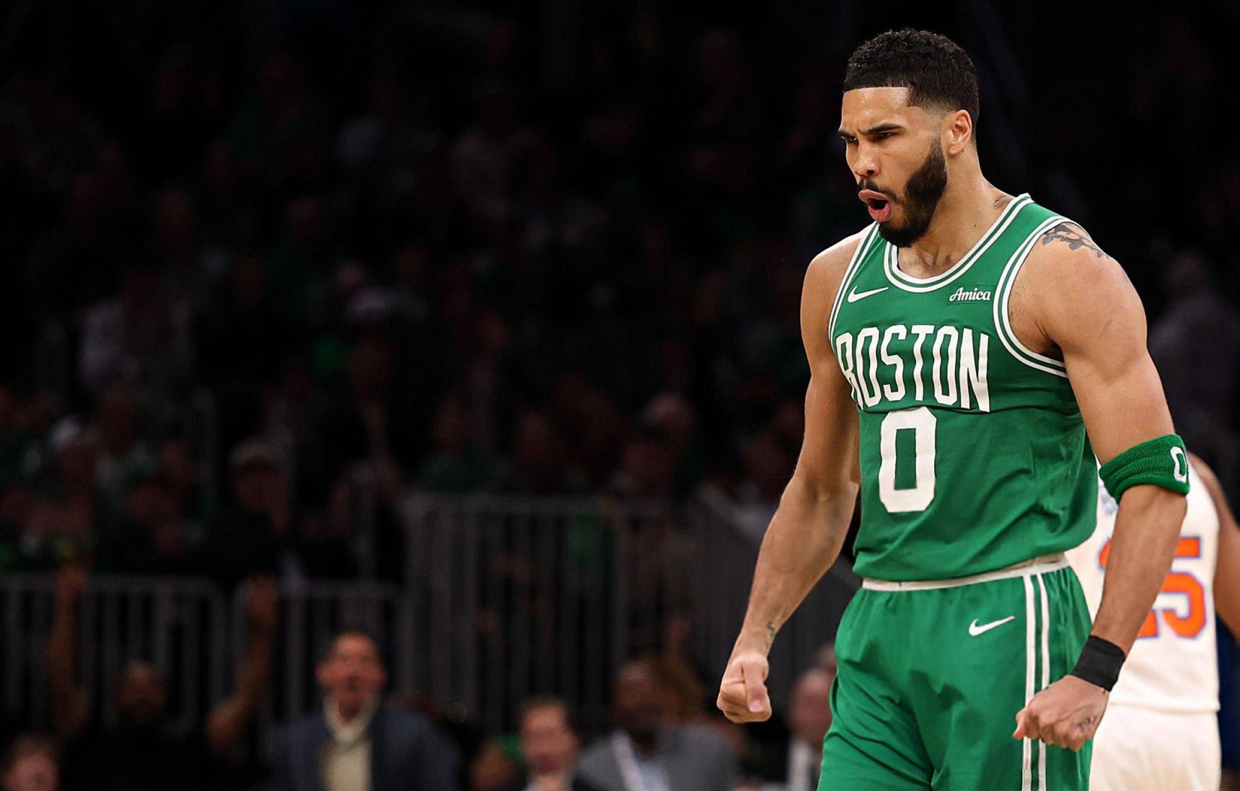 斯图加特豪取三分,重返欧战附近的简单介绍 斯图加特豪取三分,重返欧战附近的简单介绍