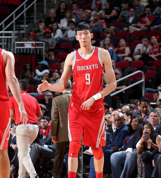 广州恒大主场豪取胜利,排名依旧领先的简单介绍 广州恒大主场豪取胜利,排名依旧领先的简单介绍