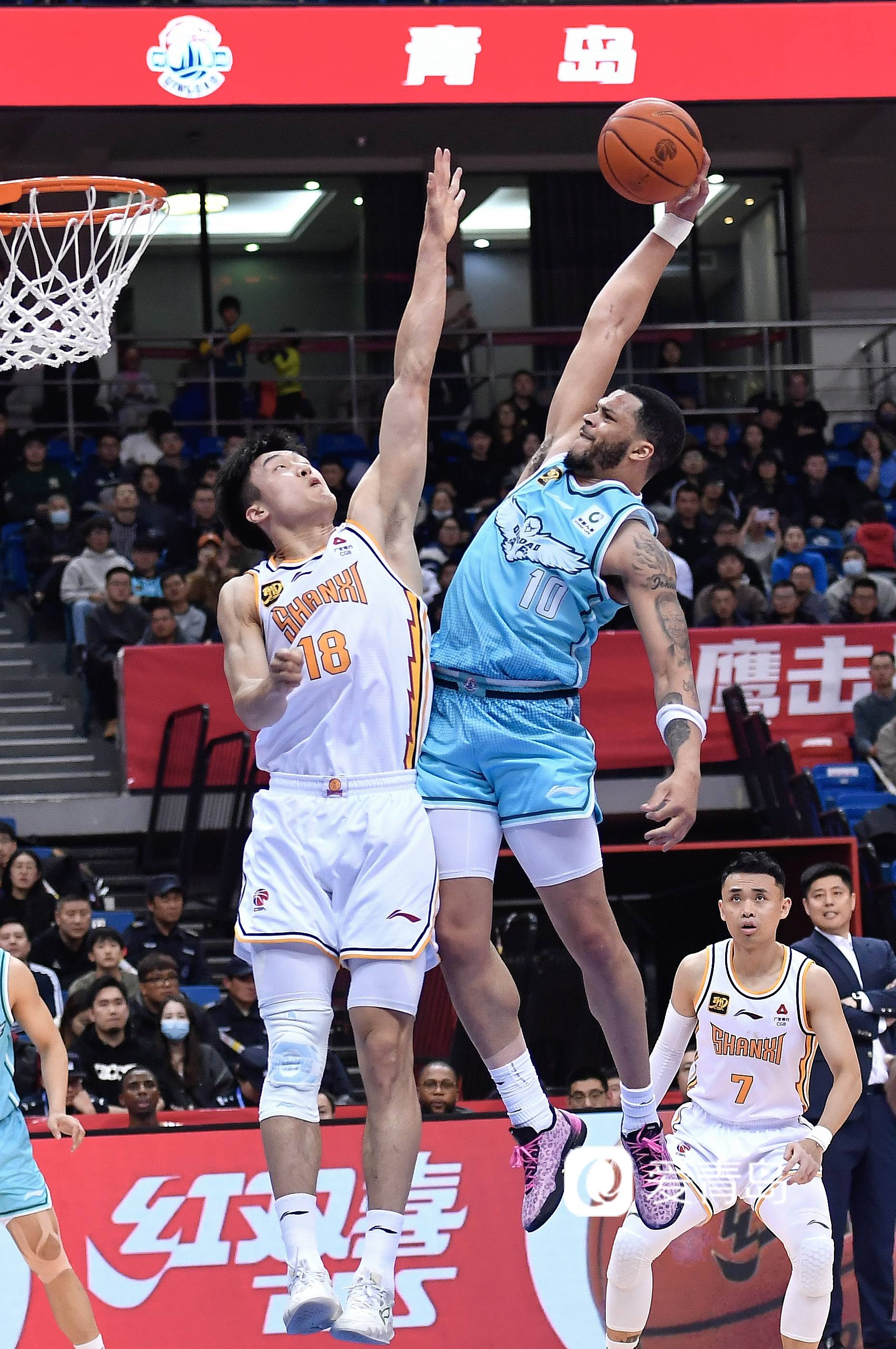 包含江苏队再胜山西男篮，豪取近期第三连胜的词条