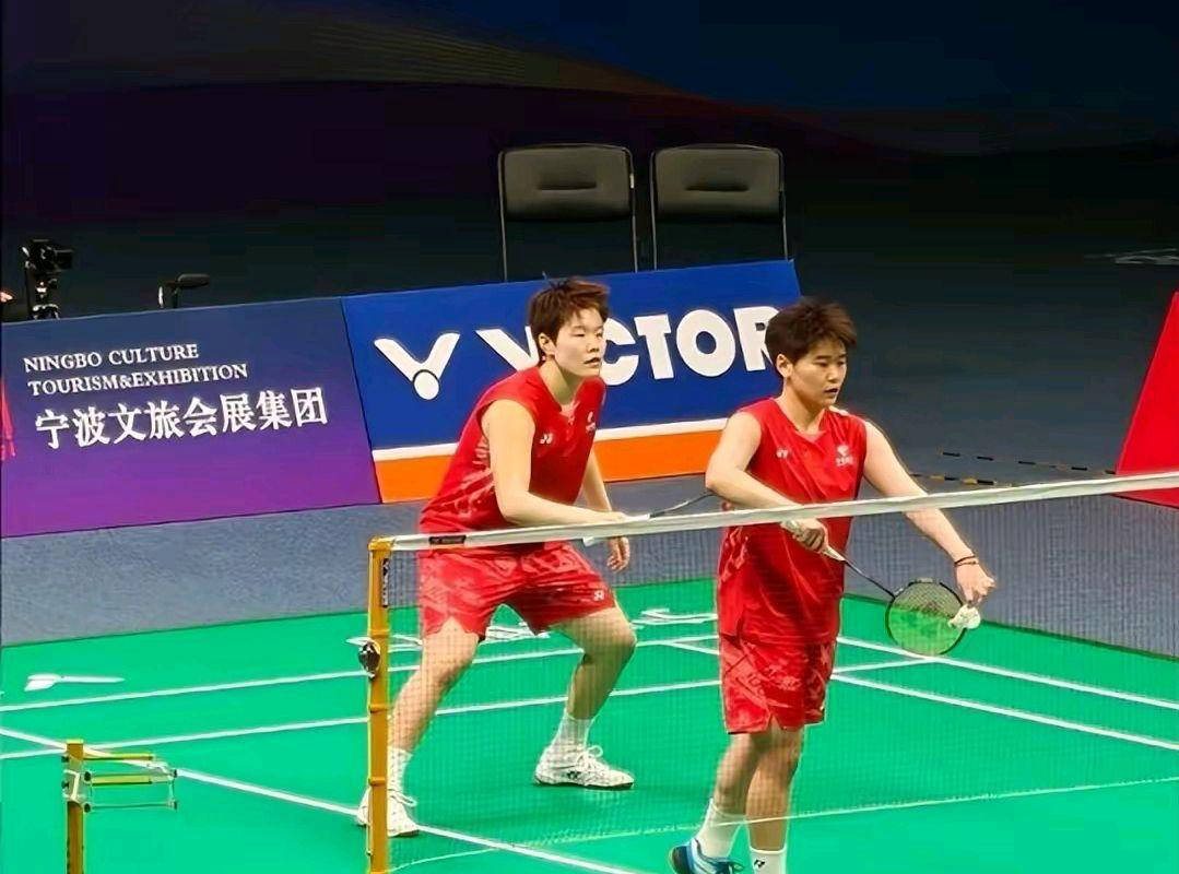 开云官网-欢呼声不断！球队火力全开轻松晋级的简单介绍