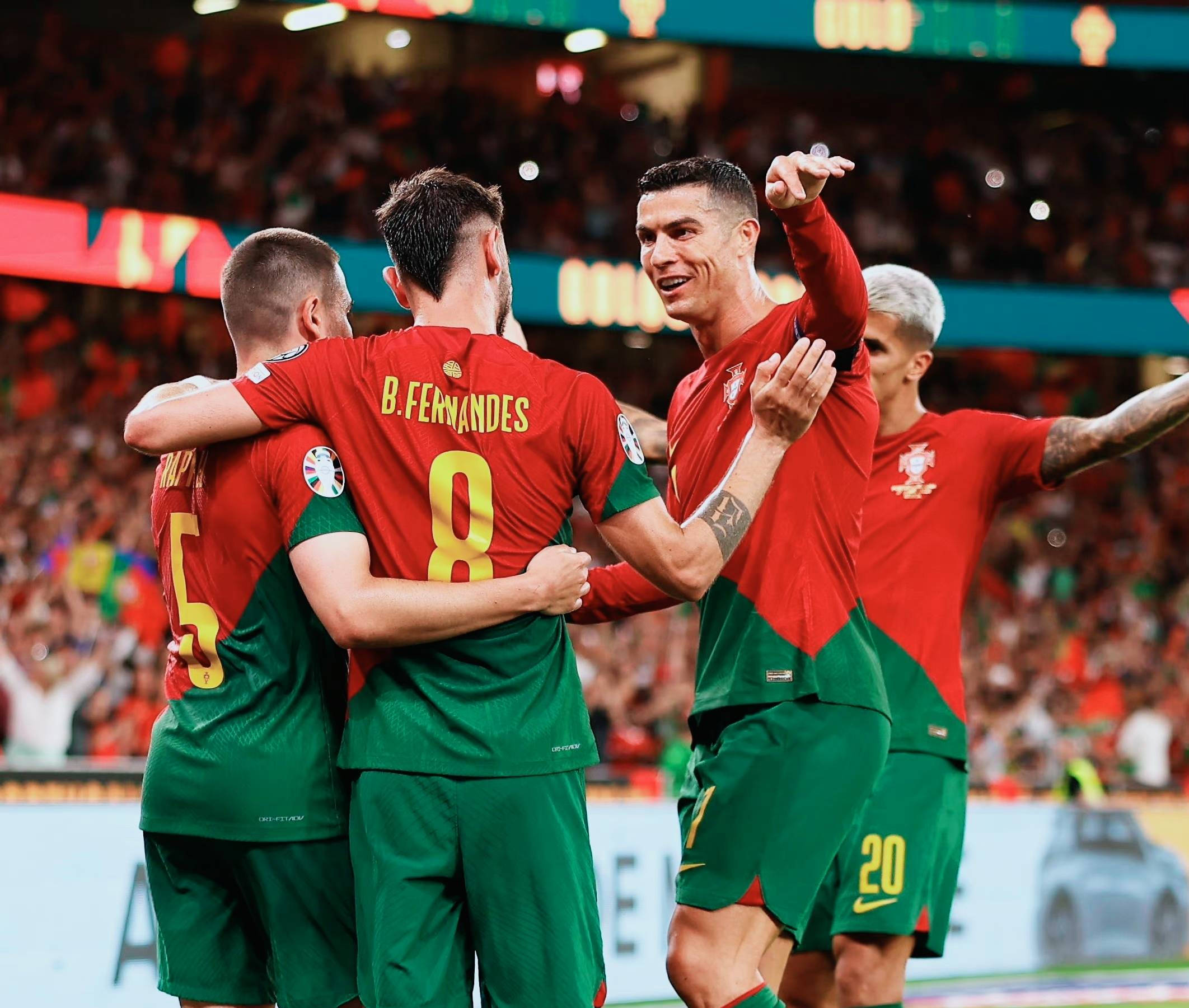 开云体育官方网站-欧预赛关键一役：葡萄牙vs瑞士选谁？的简单介绍