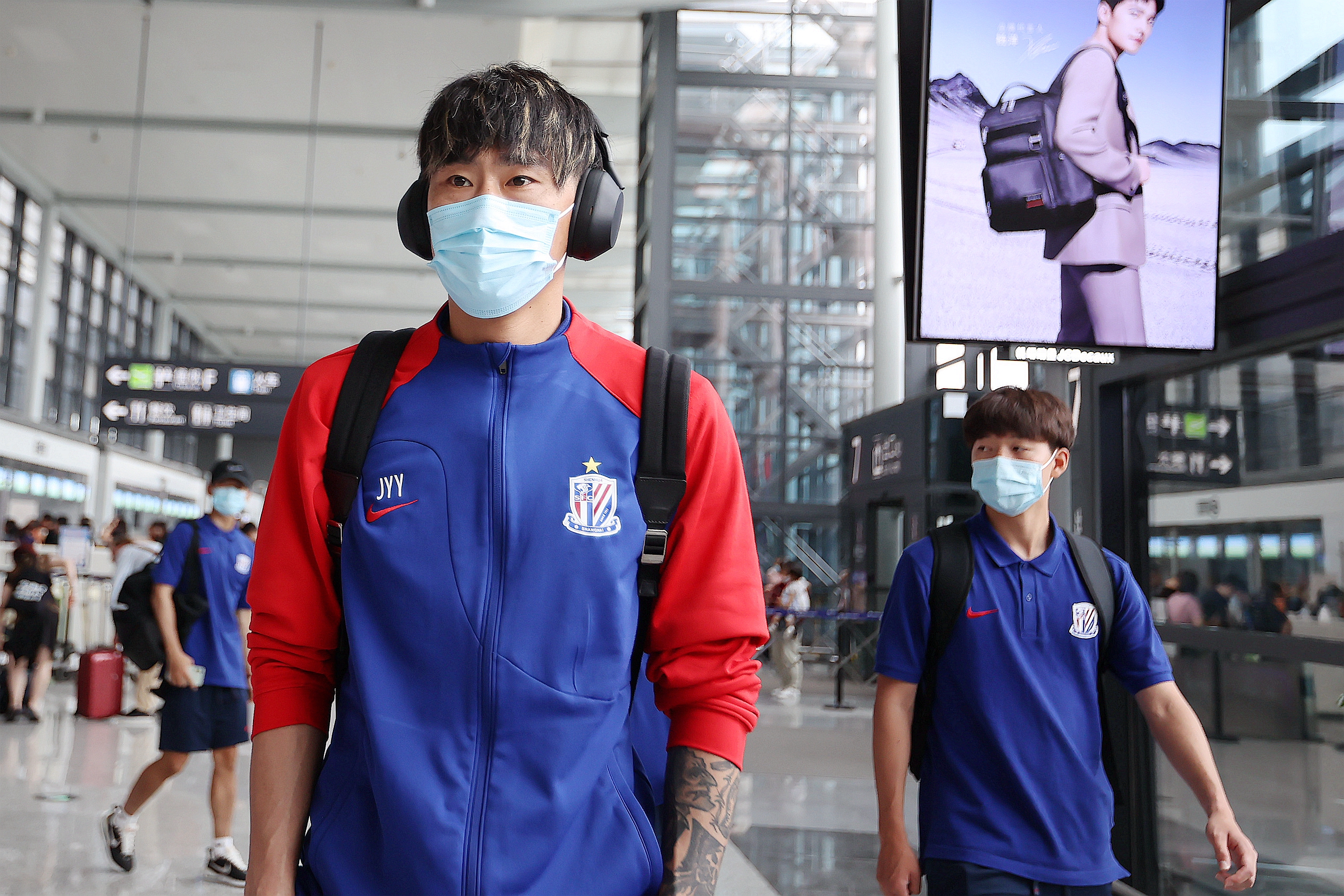 重庆斯威决心击败上海申花，备战紧张有序