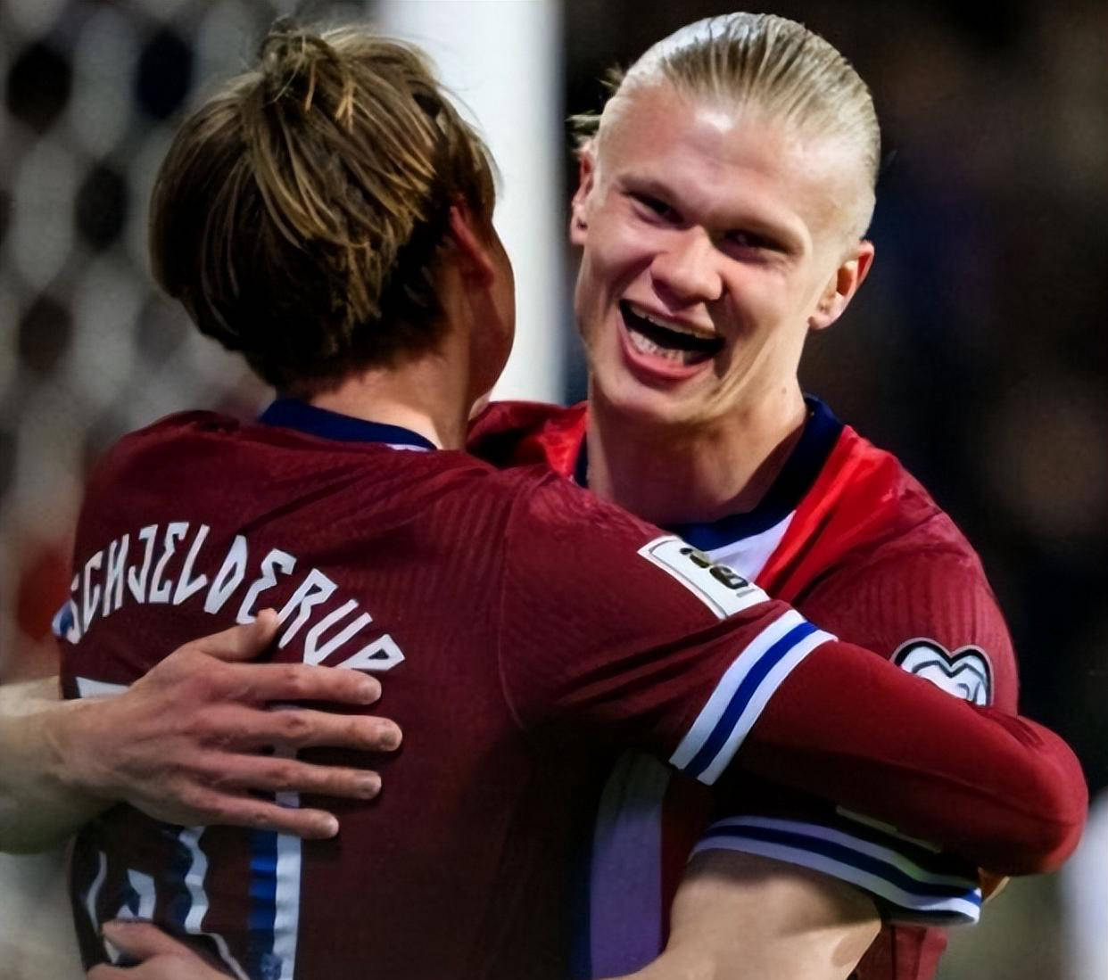 挪威队在比赛中击败对手，成功晋级