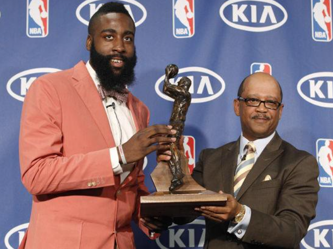 开云体育入口-NBA球员获得年度最佳球员奖