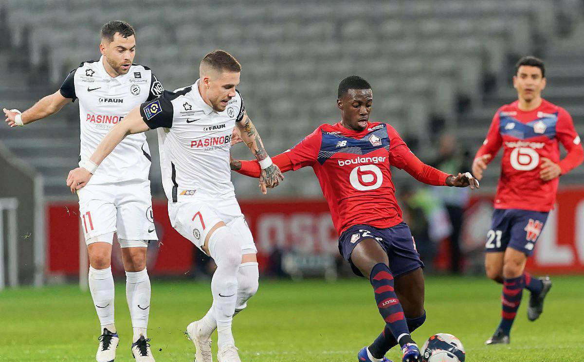 拜仁慕尼黑击败切尔西,晋级欧冠半决赛 拜仁慕尼黑击败切尔西,晋级欧冠半决赛