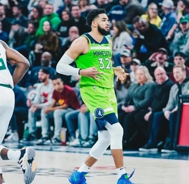 开云体育APP下载-狼队遭遇迷失，季后赛前景堪忧