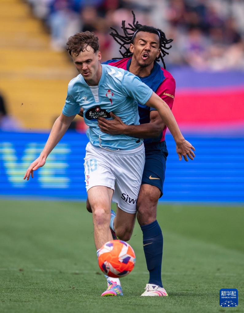 紧急战役!巴塞罗那战胜悬崖边缘的简单介绍 紧急战役!巴塞罗那战胜悬崖边缘的简单介绍