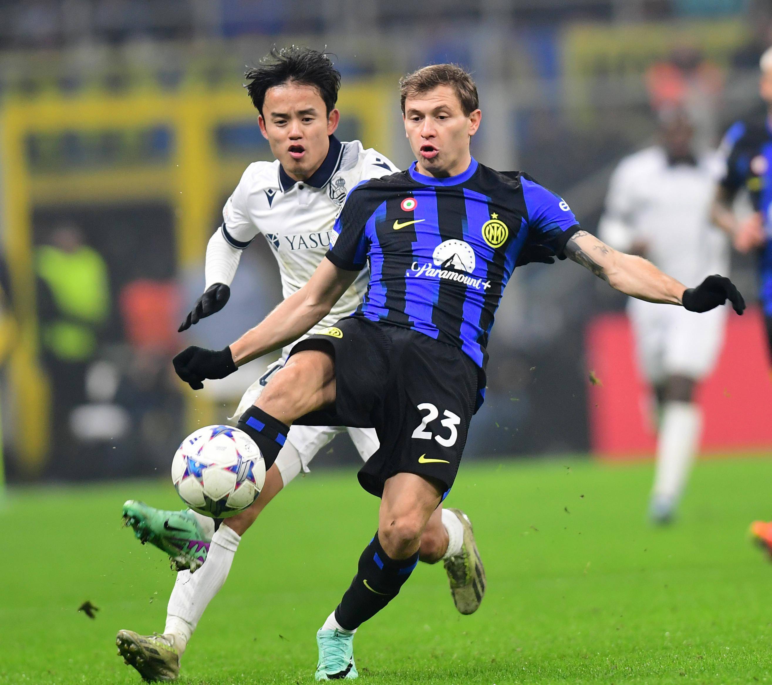 关于阿尔梅里亚客场击败皇家社会，取得三分的信息