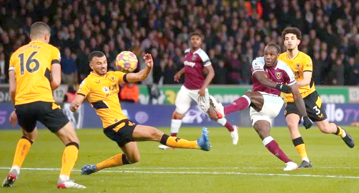 狼队客场击败西汉姆联,跻身前列 狼队客场击败西汉姆联,跻身前列