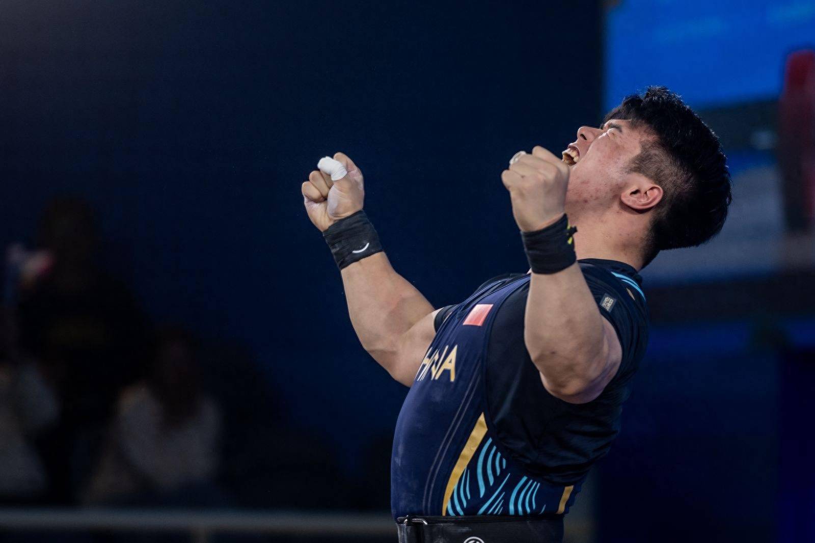 意大利队一鼓作气，赢得男子接力比赛金牌的简单介绍