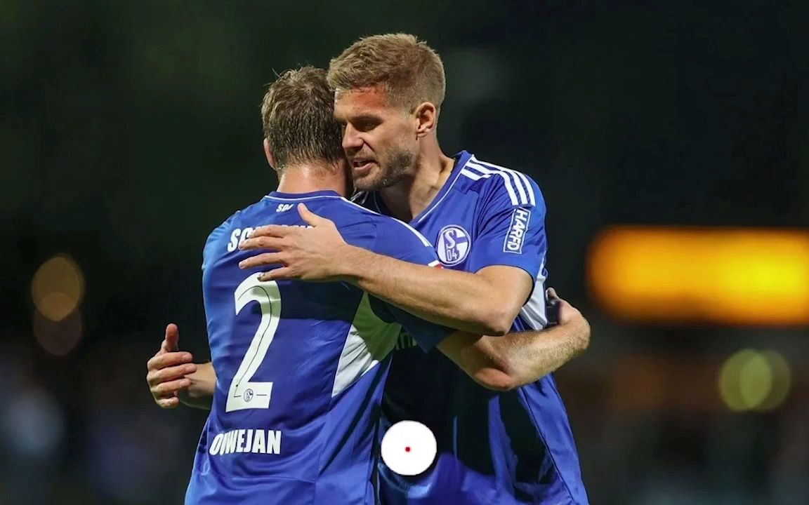 初露锋芒：云达不莱梅客场小胜沙尔克实现反超