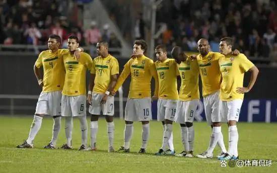 里昂主场胜过亚特兰大,提前晋级下一轮 里昂主场胜过亚特兰大,提前晋级下一轮