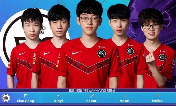 HKA鏖战100T,Meiko关键团战开团秒人激烈交锋淘汰赛,让粉丝疯狂欢呼 HKA鏖战100T,Meiko关键团战开团秒人激烈交锋淘汰赛,让粉丝疯狂欢呼