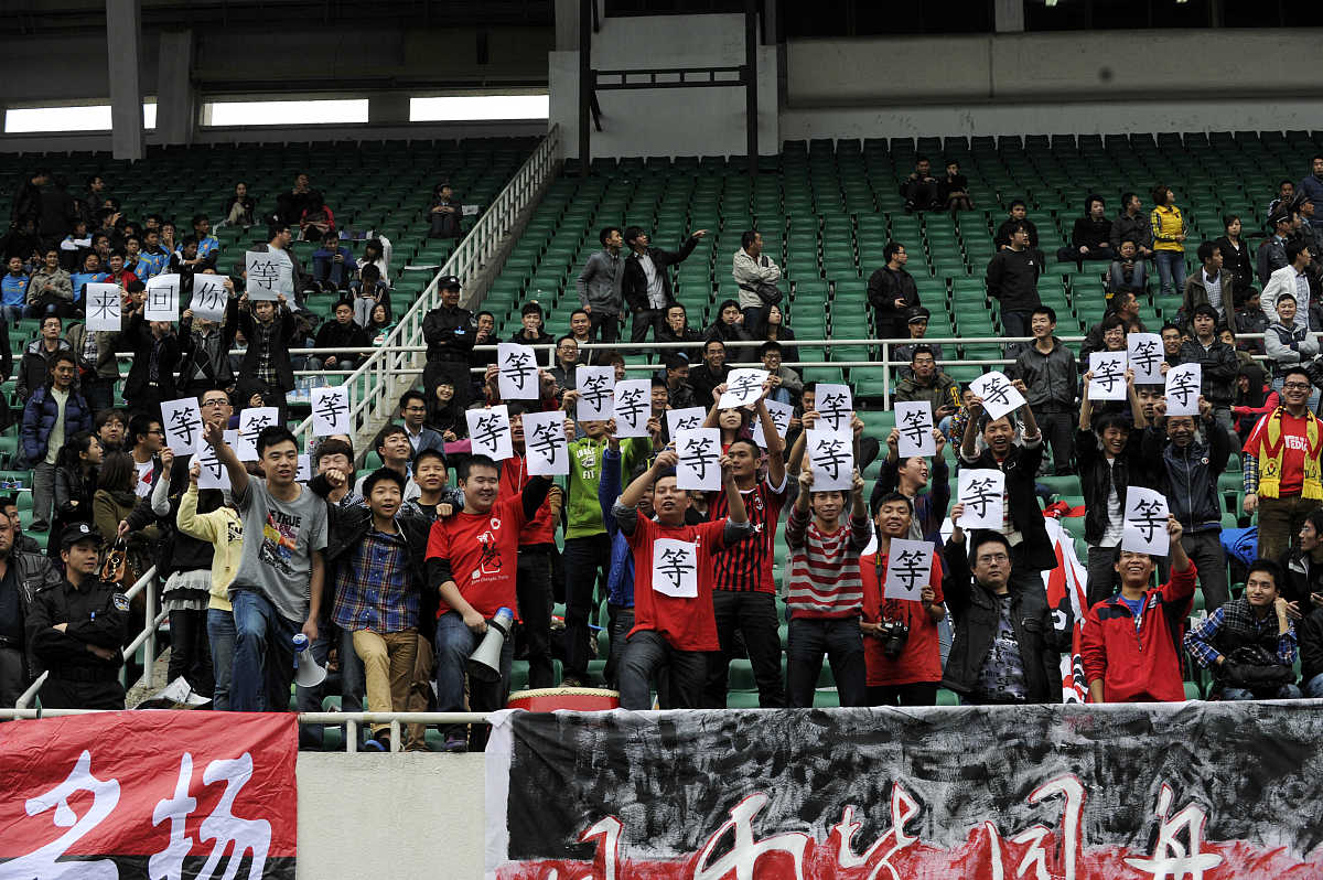 开云平台-G2险胜BRO，Kanavi团战一打五焦点之战淘汰赛，留下经典瞬间