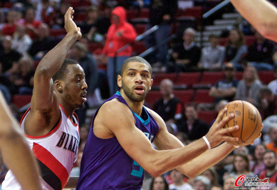 76人力擒黄蜂,迎来连胜 76人力擒黄蜂,迎来连胜