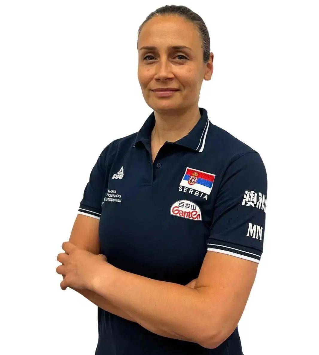 塞尔维亚女足勇夺冠军，豪取连胜