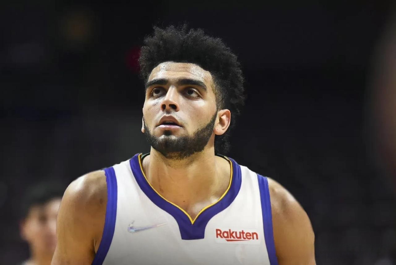 瓦卢基参赛全力以赴，为球队贡献力量