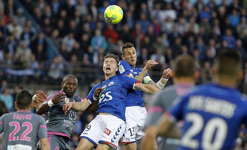 梅斯挑战斯特拉斯堡,保级压力不容忽视 梅斯挑战斯特拉斯堡,保级压力不容忽视