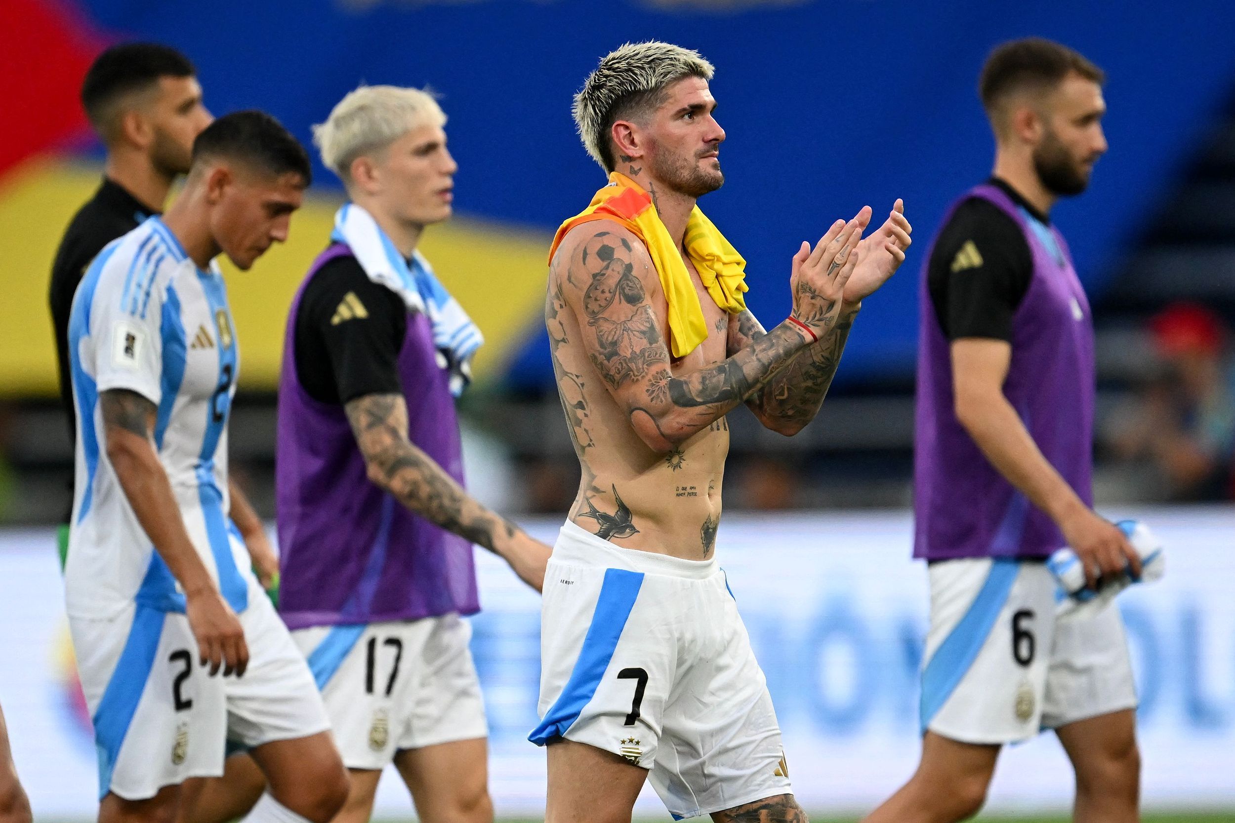 南美球员在欧洲比赛中获得冠军 南美球员在欧洲比赛中获得冠军