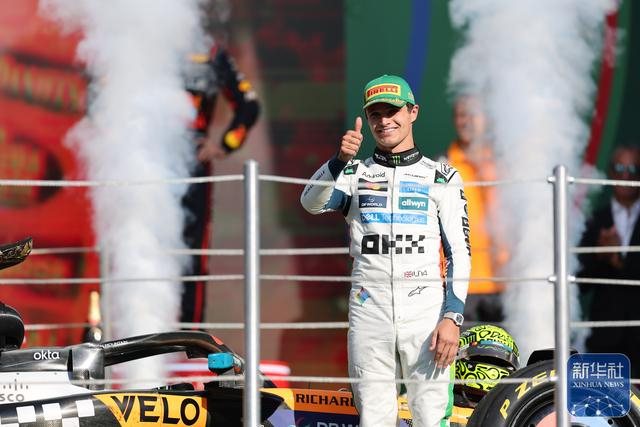 红牛二队逆转雷诺车队，诺里斯统治全场的简单介绍