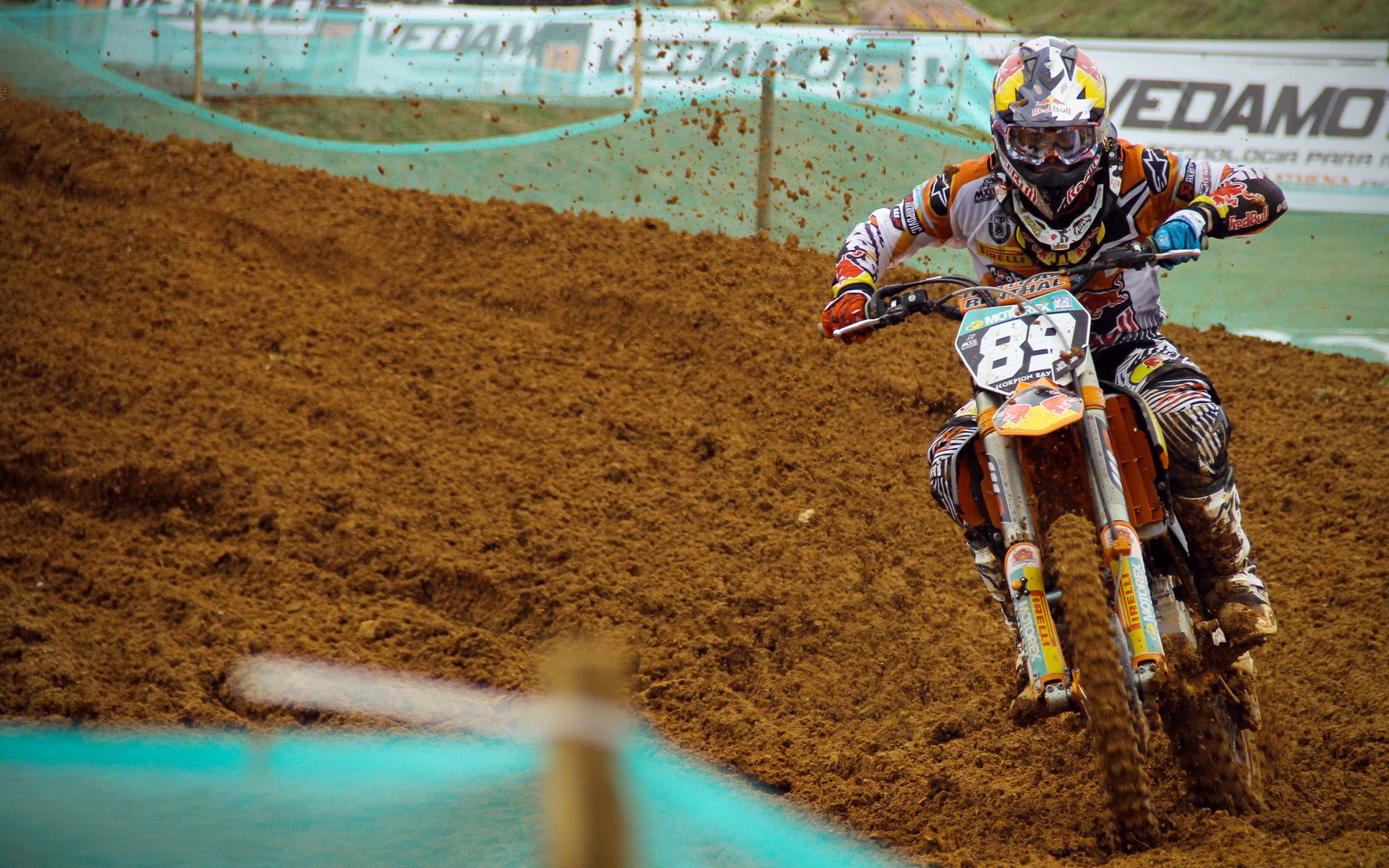 李刚仁破壁，一场定义非典型英雄的非洲对决