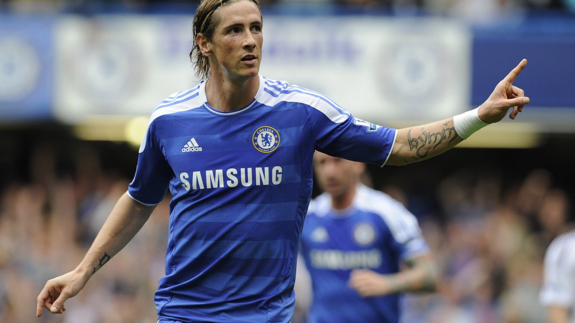 球场英雄的唯一性法则，当雄鹿撕咬辽宁，浓眉用第七场加冕神性