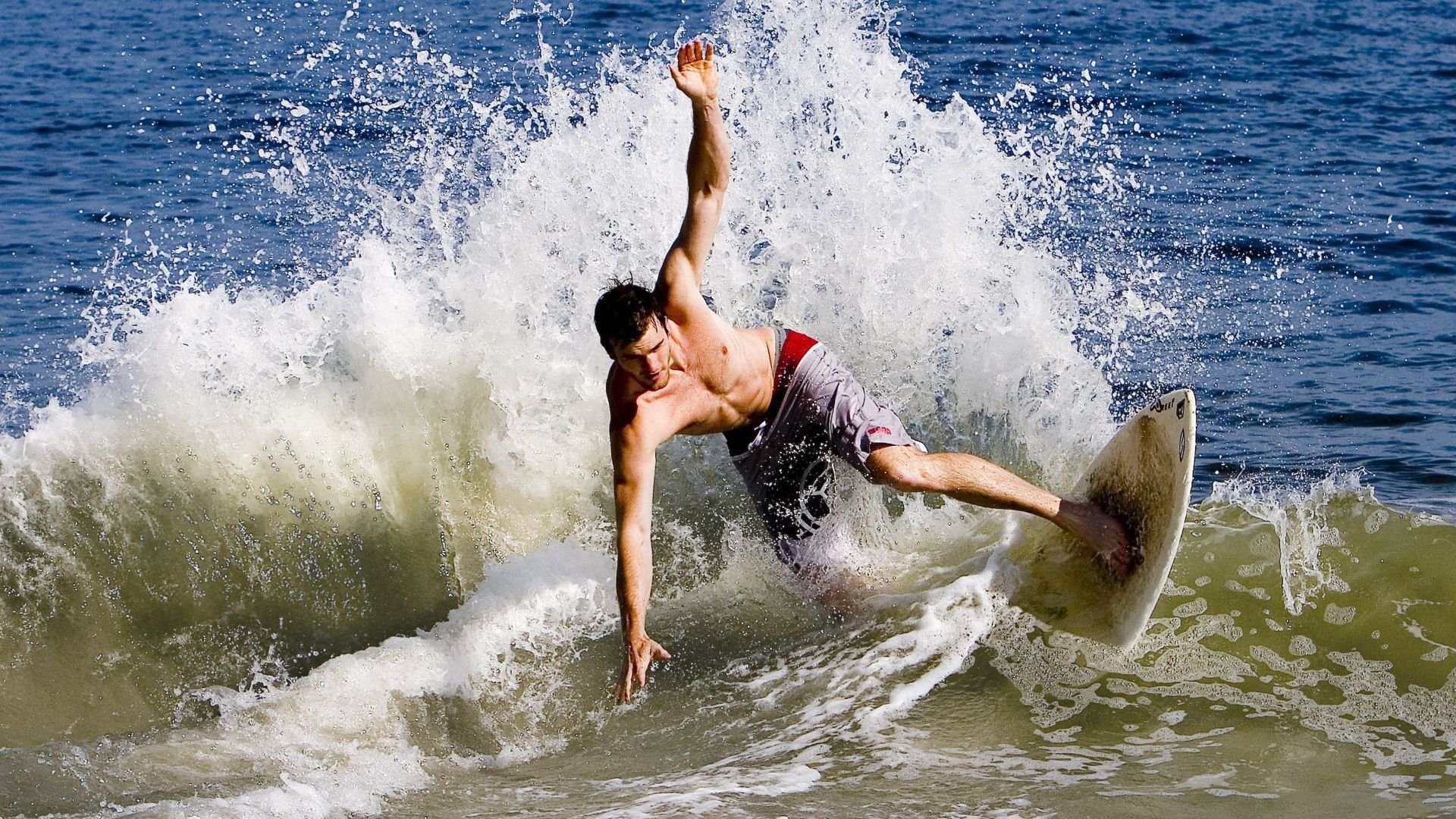 从墨尔本的遗憾到都灵的火焰，兹维列夫如何以ATP总决赛的翻盘，点燃澳网未竟的野心